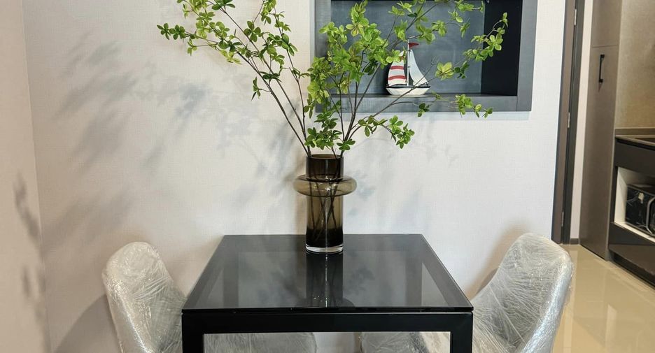 For rent 1 bed condo in Bang Rak, Bangkok
