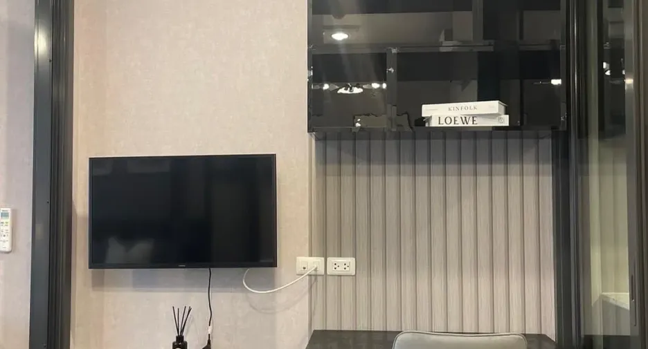 For rent 1 bed condo in Huai Khwang, Bangkok