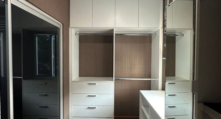 For rent 3 bedrooms house in Lat Krabang, Bangkok
