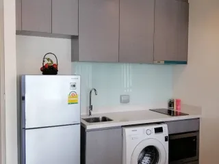 Аренда студия кондо в Кхлонг Тоеи, Бангкок