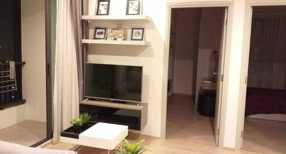 For rent 2 bedrooms condo in Thon Buri, Bangkok