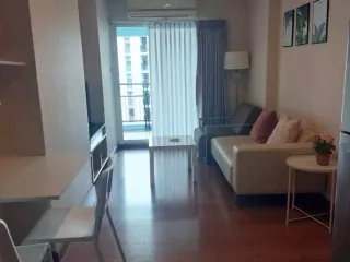 Wohnung zur Miete mit 1 Zimmer in Phra Khanong, Bangkok