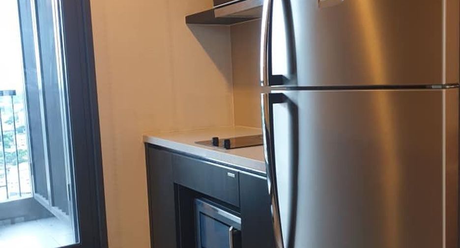Condo en alquiler de 2 habitaciones en Khlong Toei, Bangkok