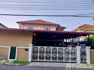 For rent 3 bedrooms house in Khan Na Yao, Bangkok