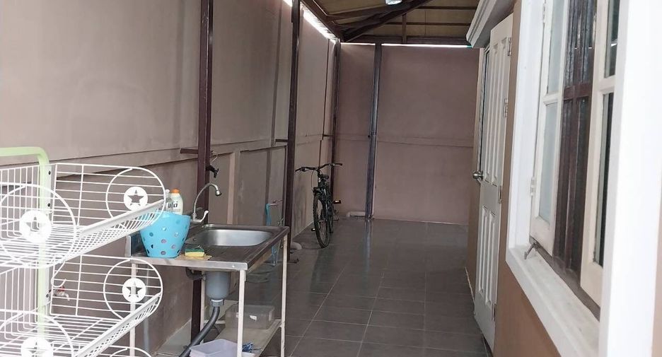 For rent 3 bedrooms house in Khan Na Yao, Bangkok