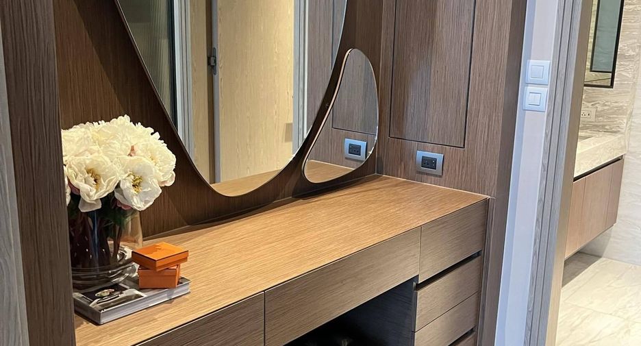 Wohnung zur Miete mit 1 Zimmer in Pathum Wan, Bangkok