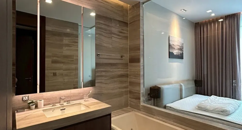 Condo en alquiler de 2 habitaciones en Khlong Toei, Bangkok