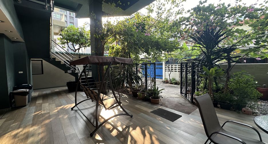 For rent studio apartment in Phaya Thai, Bangkok
