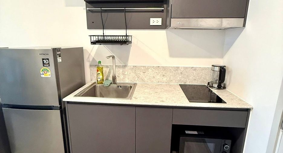 For rent 1 bed condo in Huai Khwang, Bangkok