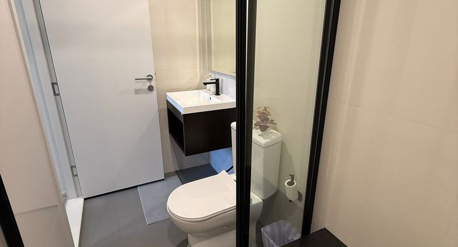 For rent 1 bed condo in Huai Khwang, Bangkok