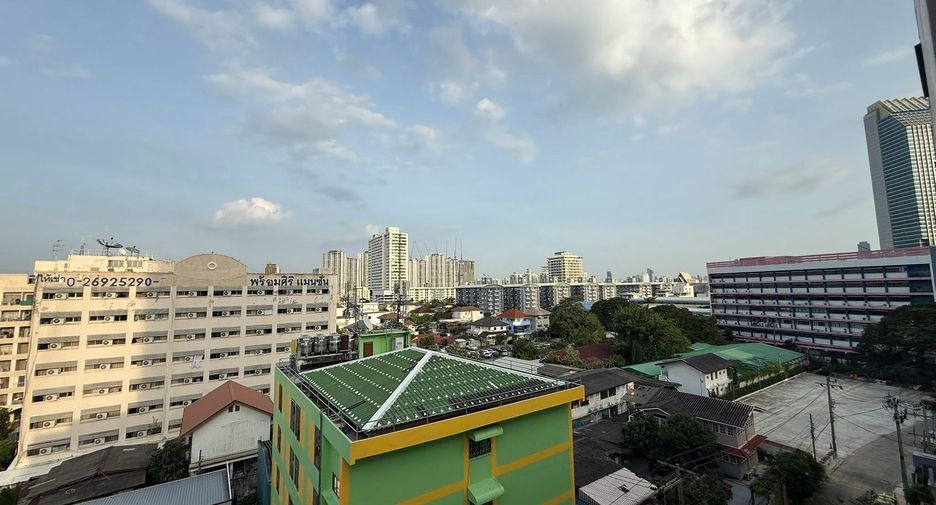 For rent 1 bed condo in Huai Khwang, Bangkok