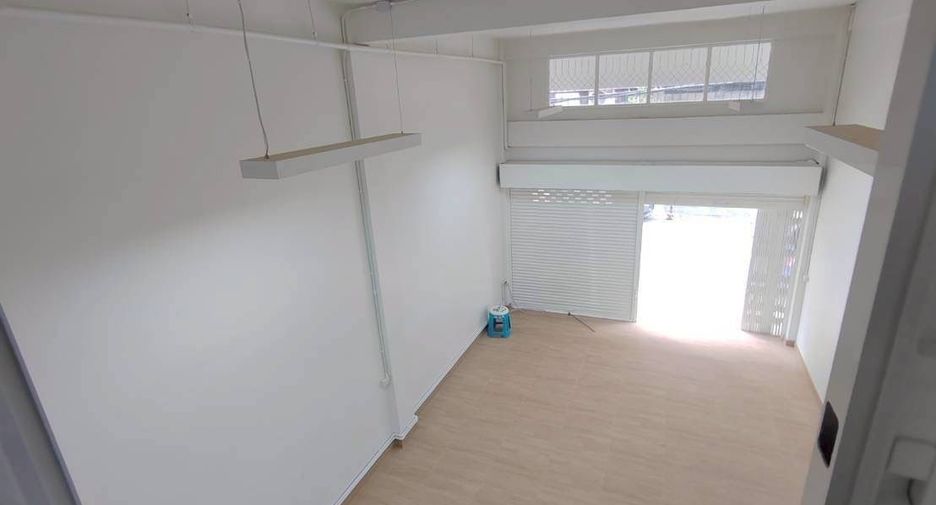 For rent office in Phaya Thai, Bangkok