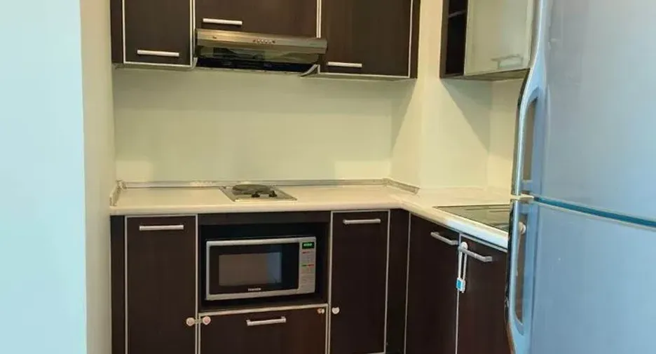 Condo en alquiler de 2 habitaciones en Yan Nawa, Bangkok
