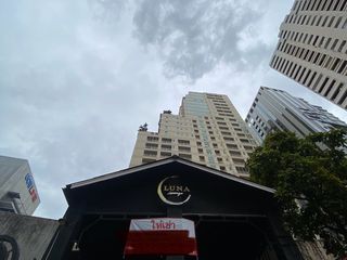 Local comercial en alquiler en Watthana, Bangkok