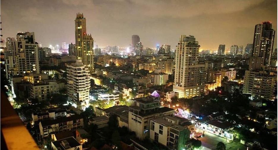 Condo en alquiler de 1 habitaciones en Khlong Toei, Bangkok
