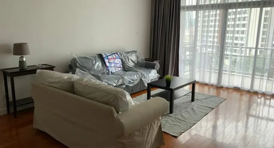 À louer 2 chambres condo à Pathum Wan, Bangkok