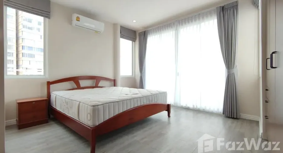Wohnung zur Miete mit 3 Zimmer in Watthana, Bangkok