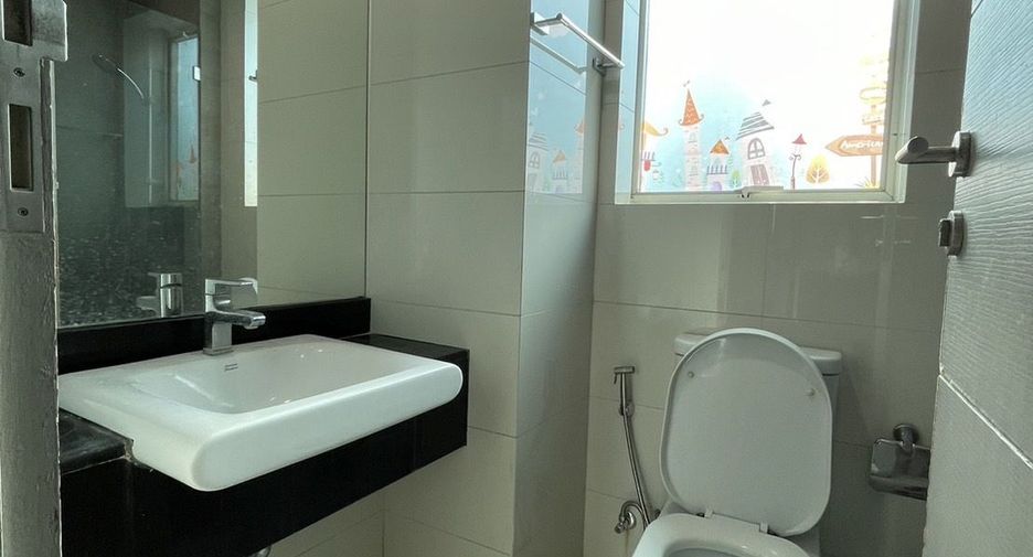 For rent 1 bed condo in Ratchathewi, Bangkok