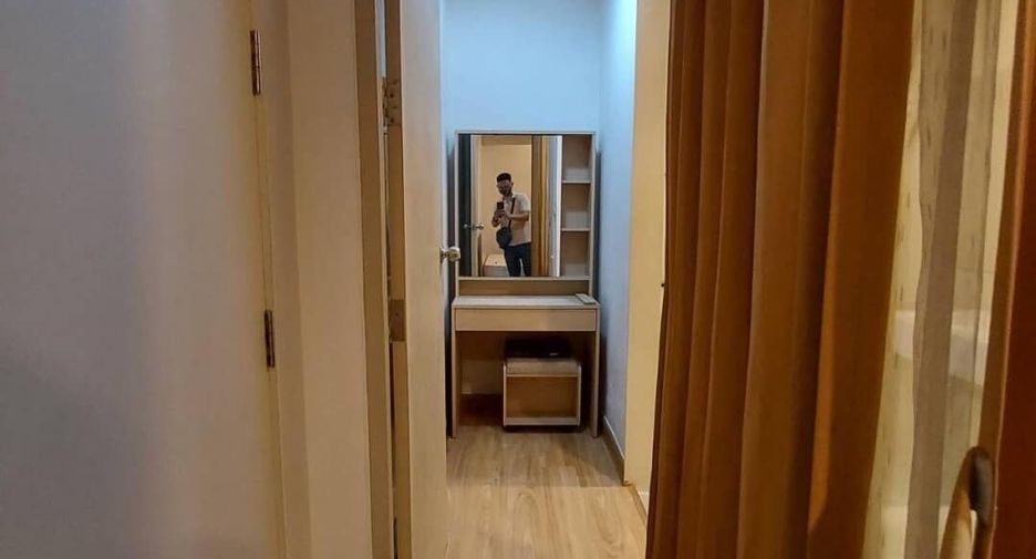 À louer 1 chambre condo à Huai Khwang, Bangkok