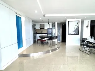 For rent 2 bedrooms condo in Sathon, Bangkok