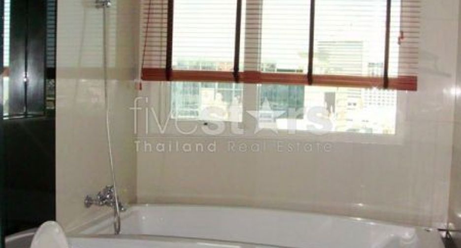 Condo en alquiler de 2 habitaciones en Pathum Wan, Bangkok