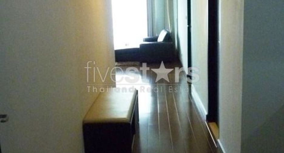 Condo en alquiler de 2 habitaciones en Pathum Wan, Bangkok