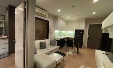 For rent 1 bed condo in Khlong San, Bangkok