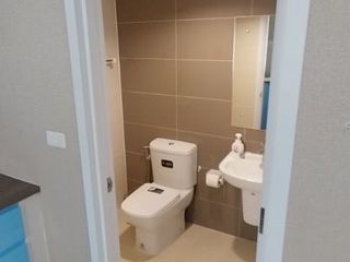 出租 3 卧室 联排别墅 在 Prawet, 曼谷