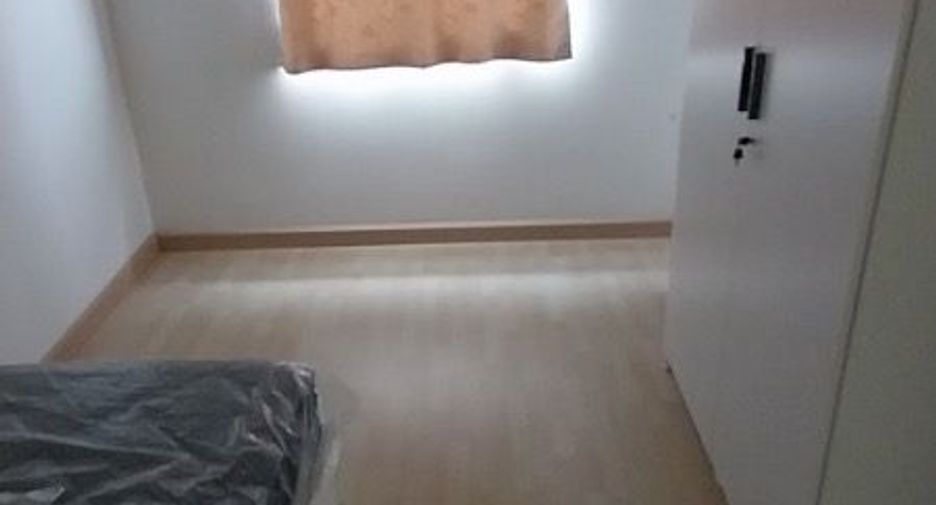 For rent 3 bedrooms townhouse in Prawet, Bangkok