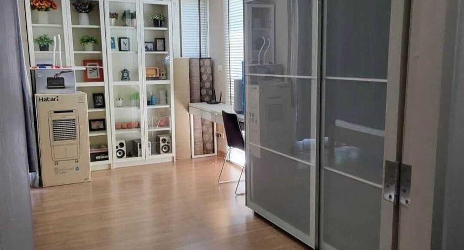 For rent 3 bedrooms house in Lat Krabang, Bangkok