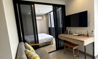 For rent 1 bed apartment in Pathum Wan, Bangkok