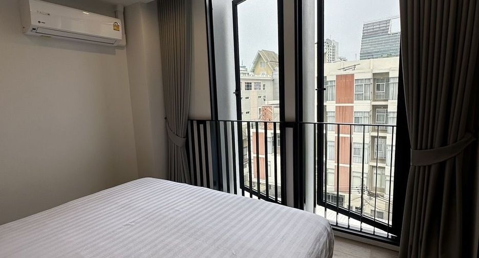 For rent 1 bed apartment in Pathum Wan, Bangkok