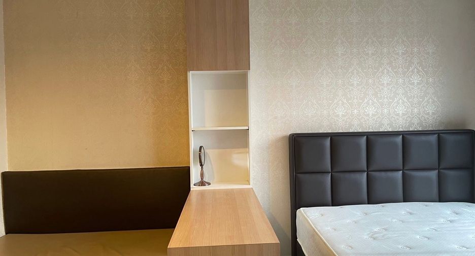For rent studio condo in Huai Khwang, Bangkok