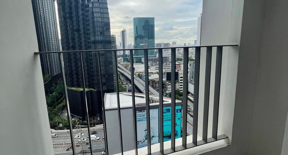 For rent studio condo in Huai Khwang, Bangkok