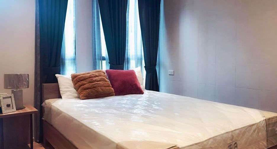 For rent 1 bed condo in Watthana, Bangkok