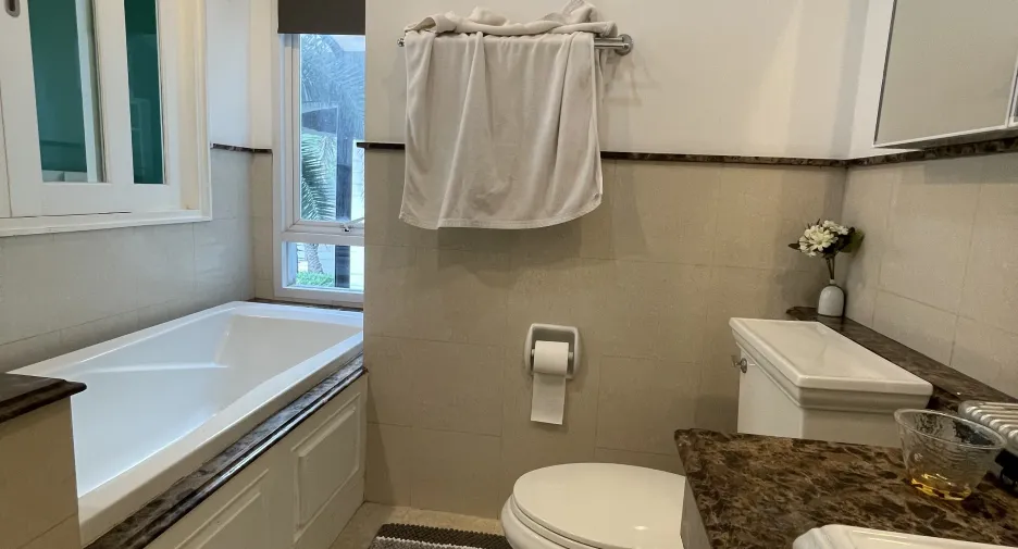 Wohnung zur Miete mit 2 Zimmer in Khlong Toei, Bangkok
