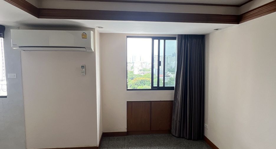 À louer 2 chambres condo à Watthana, Bangkok