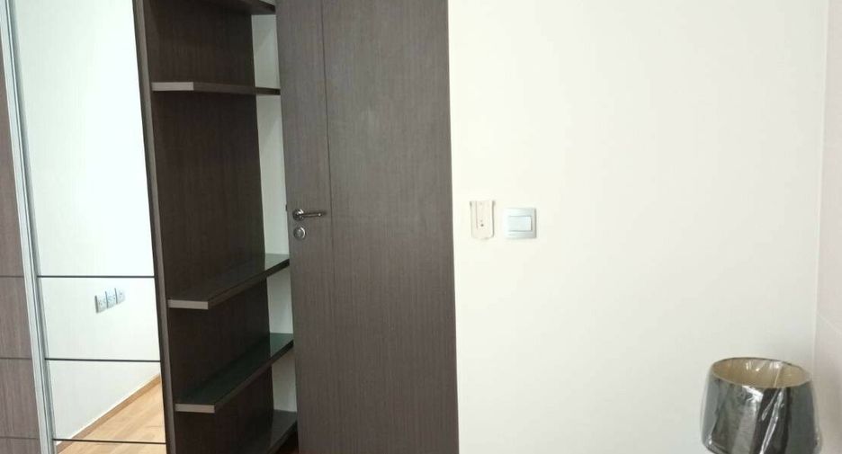 Condo en alquiler de 2 habitaciones en Khlong Toei, Bangkok