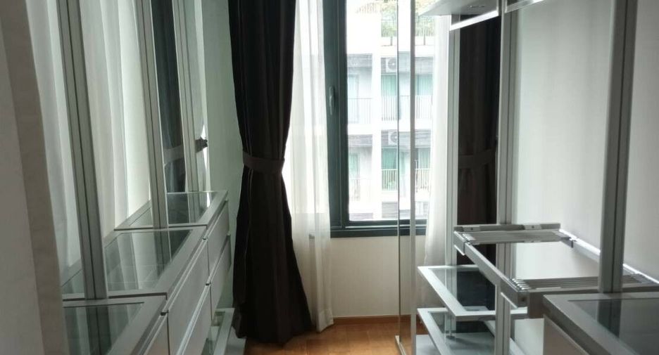 Condo en alquiler de 2 habitaciones en Khlong Toei, Bangkok