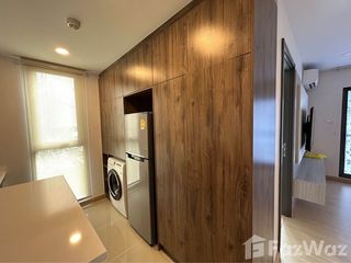 For rent 2 bedrooms condo in Huai Khwang, Bangkok