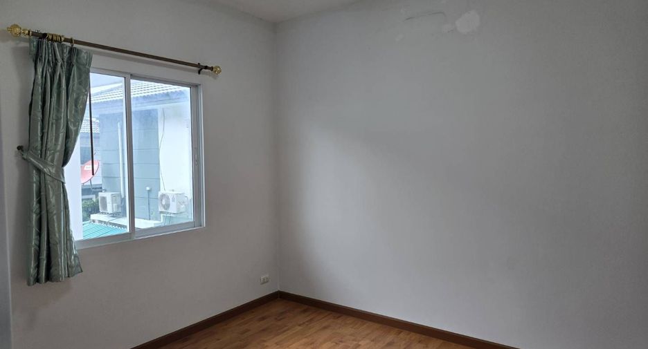 For rent 3 bedrooms house in Mueang Samut Prakan, Samut Prakan