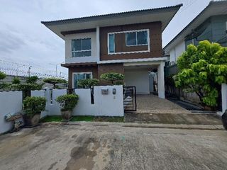 For rent 3 bedrooms house in Mueang Samut Prakan, Samut Prakan