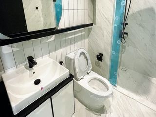 Аренда студия кондо в Кхлонг Сан, Бангкок