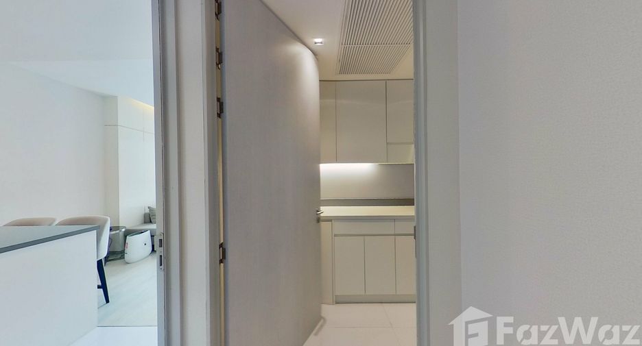 For rent 2 bedrooms apartment in Watthana, Bangkok