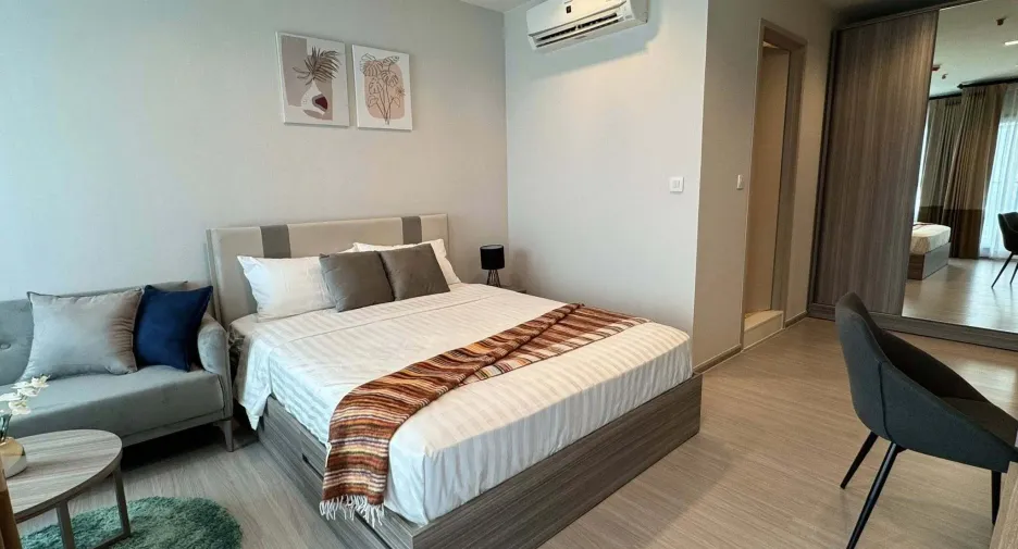 For rent 1 bed condo in Thon Buri, Bangkok