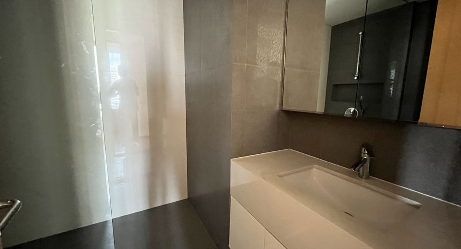 For rent 2 ベッドルーム condo in Khlong Toei, Bangkok