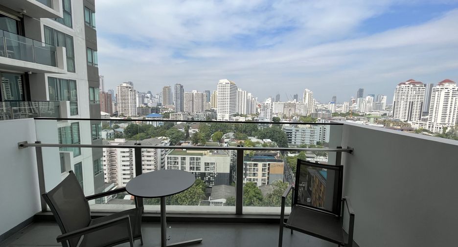 For rent 2 ベッドルーム condo in Khlong Toei, Bangkok