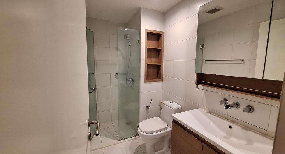 Condo en alquiler de 1 habitaciones en Khlong Toei, Bangkok