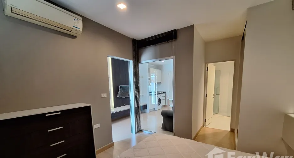 Condo en alquiler de 1 habitaciones en Khlong Toei, Bangkok