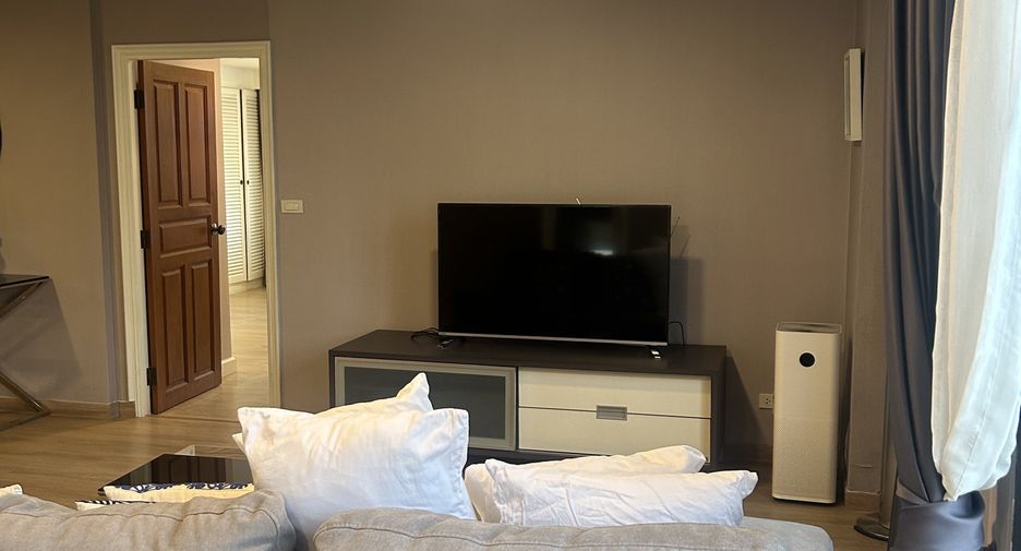 For rent 1 bed condo in Sathon, Bangkok
